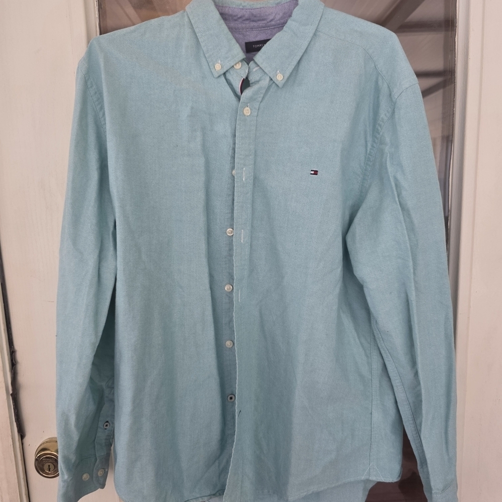 Tommy Hilfiger Men's Light Blue Shirt Xl Extra Large Button Down Dress Shirt